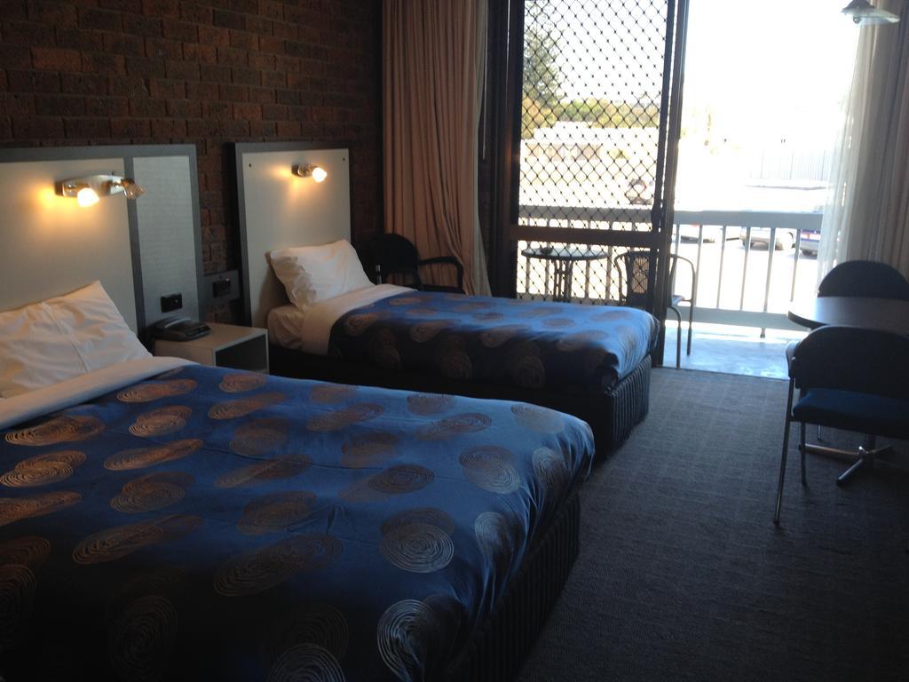 The Central Hotel Motel Lakes Entrance Ruang foto