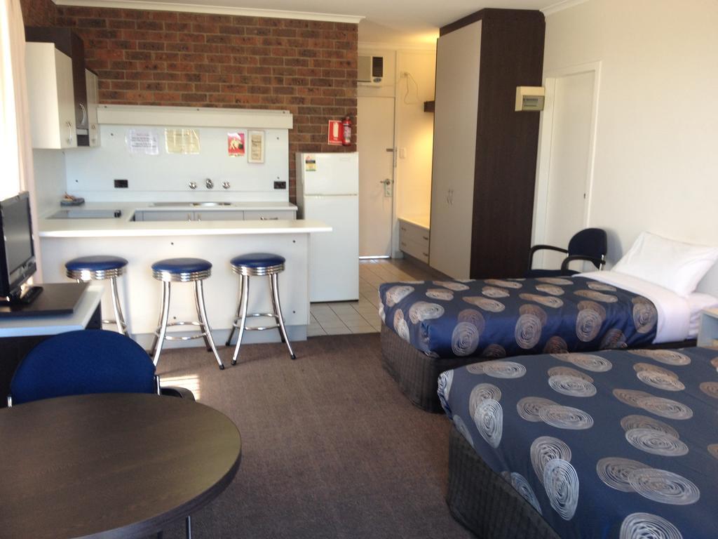The Central Hotel Motel Lakes Entrance Ruang foto