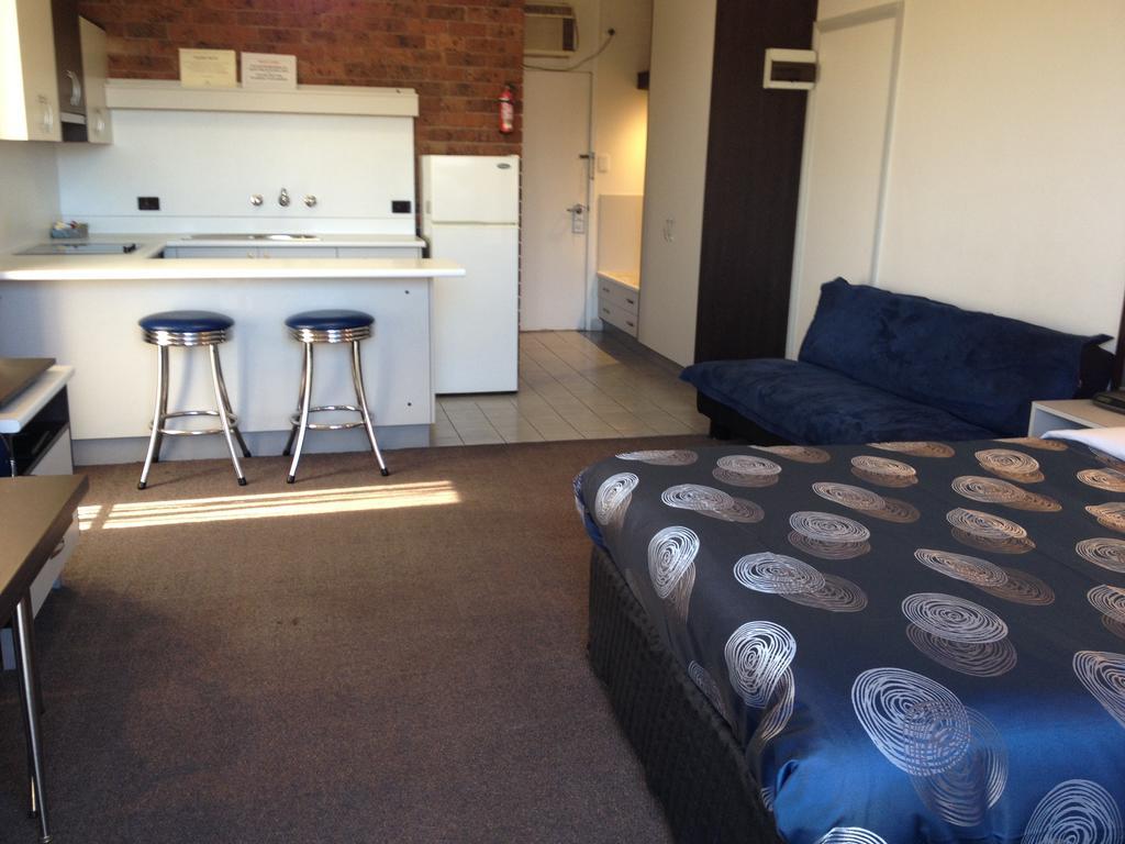 The Central Hotel Motel Lakes Entrance Ruang foto